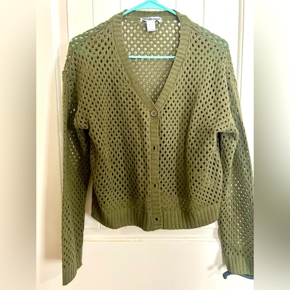 Great sweater cardigan for layering with tanks or crop tops, sage green, - Picture 1 of 1